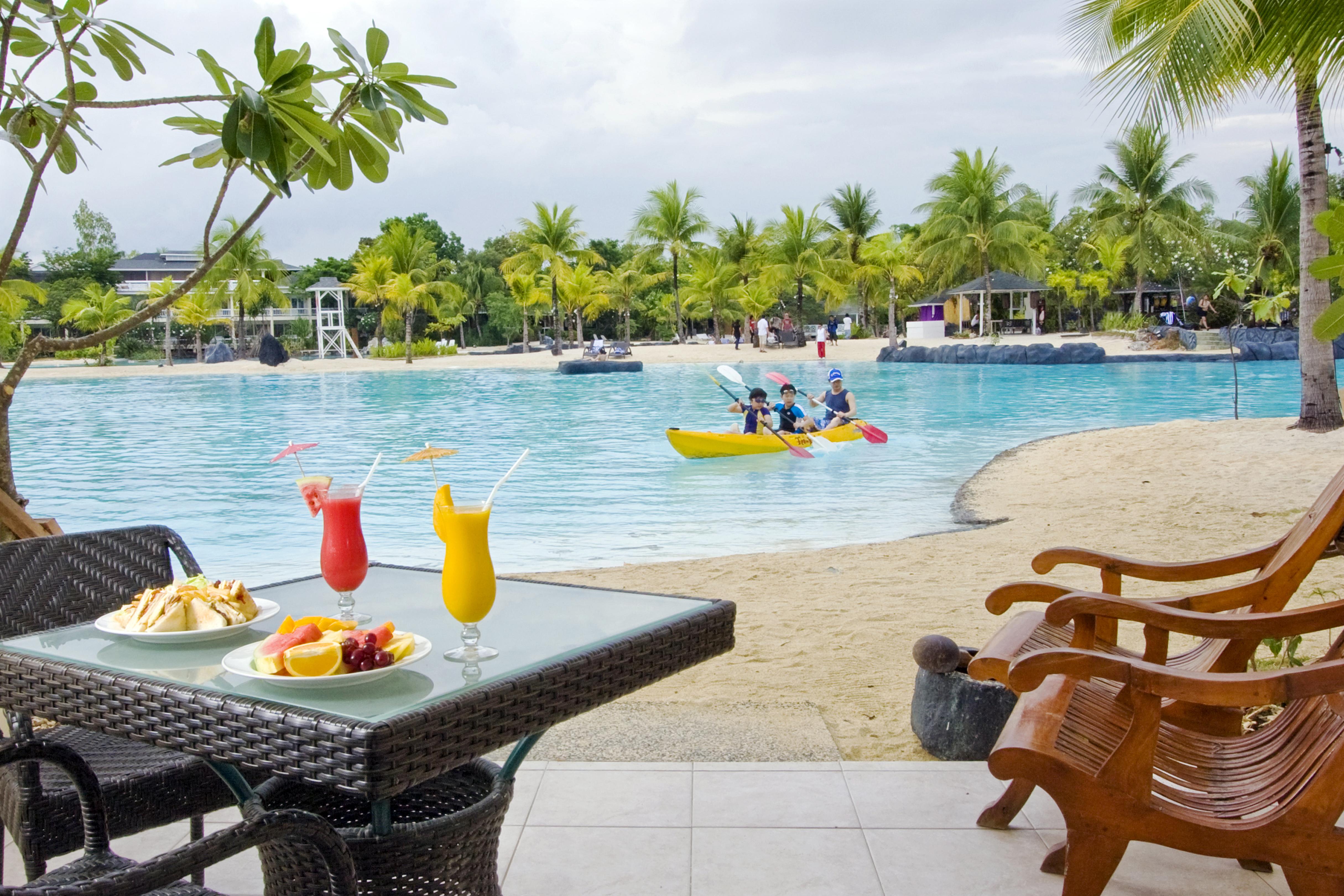 Plantation Bay Resort And Spa Lapu-Lapu City Exterior photo