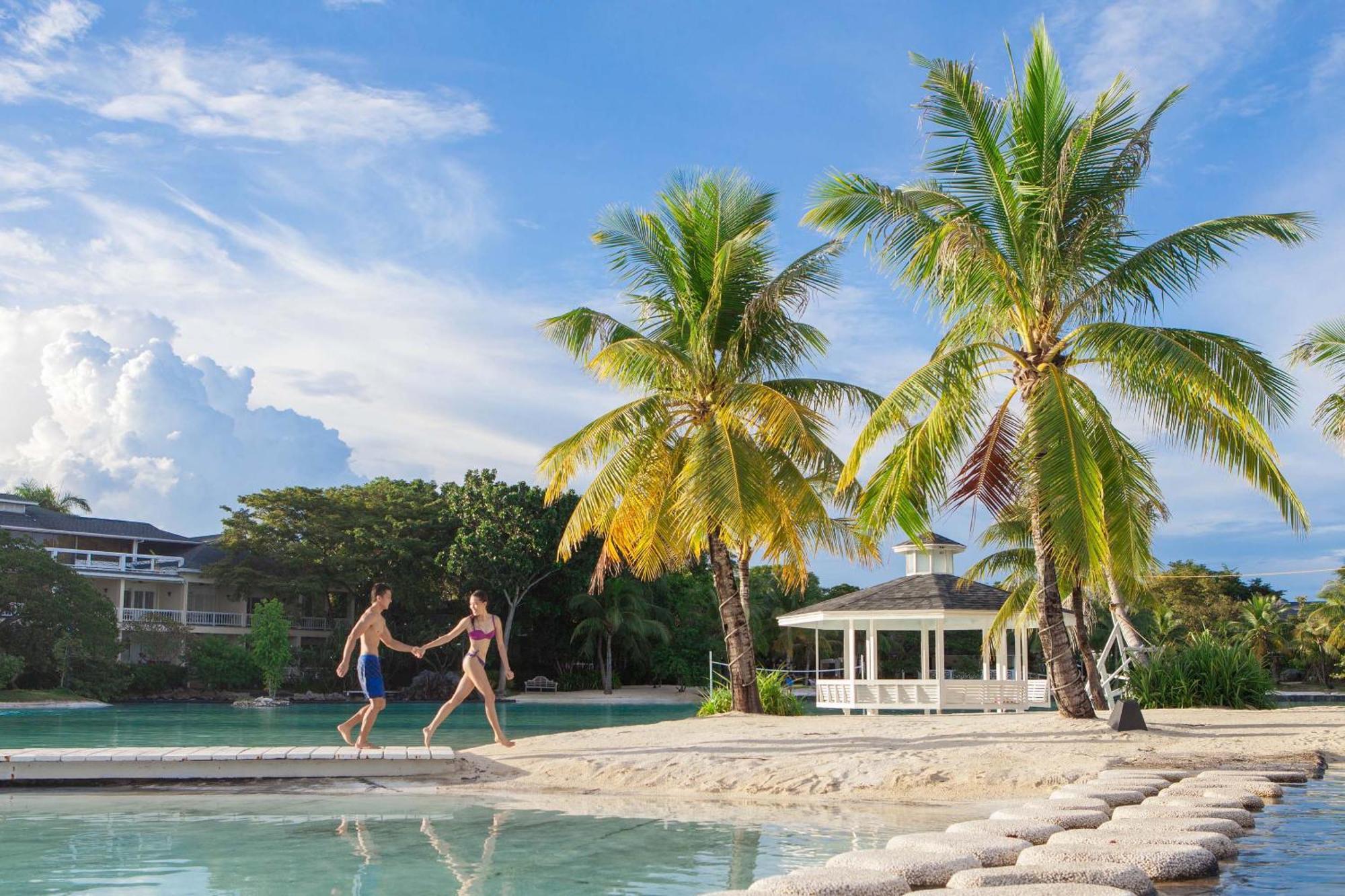 Plantation Bay Resort And Spa Lapu-Lapu City Exterior photo